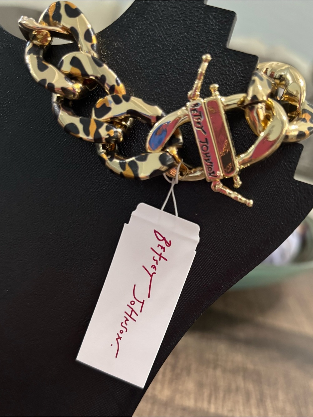 Betsey Johnson Gold Leopard Chain Link Bracelet - Picture 10 of 11